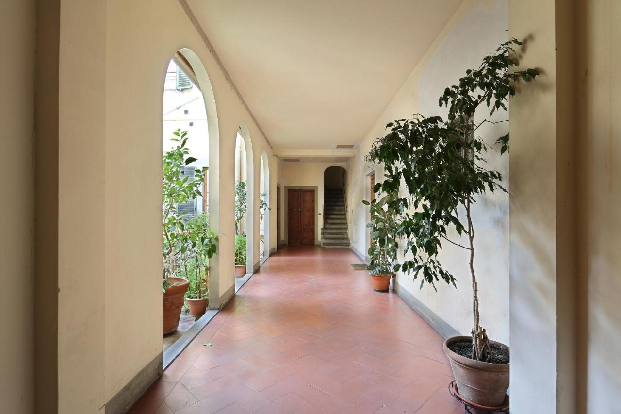 Apt. Melograno - Pauline Suites, Palazzo Borghese Флоренция Экстерьер фото
