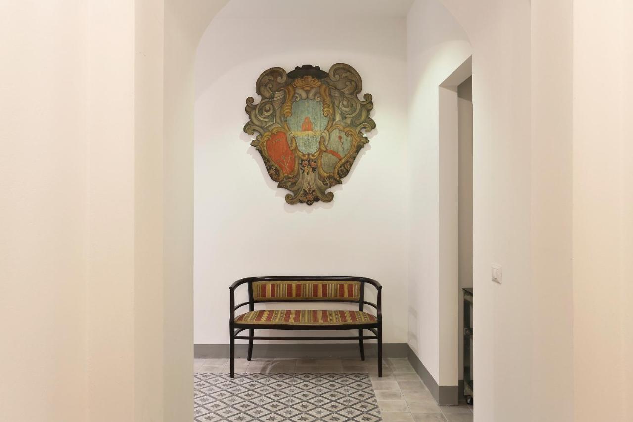 Apt. Melograno - Pauline Suites, Palazzo Borghese Флоренция Экстерьер фото